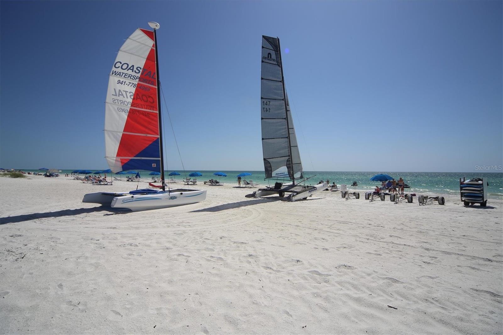 Image 41 of 69 For 1001 Benjamin Franklin Drive 403