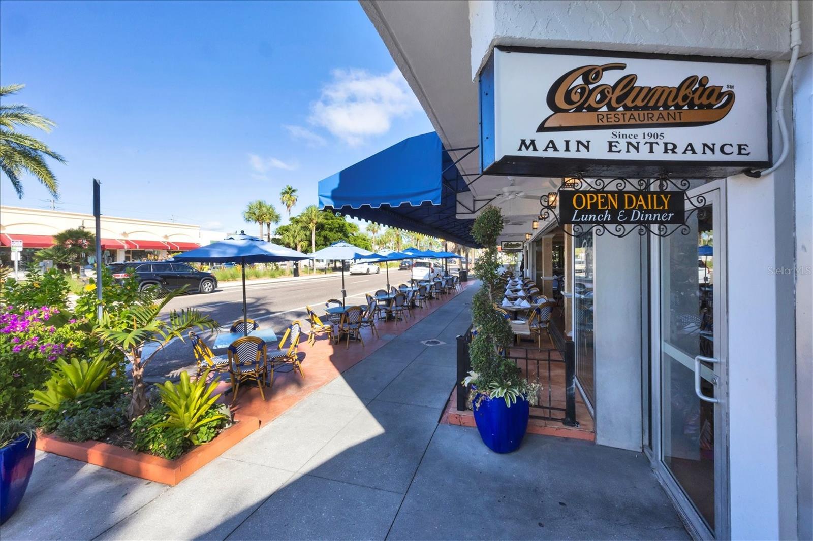 Image 52 of 69 For 1001 Benjamin Franklin Drive 403