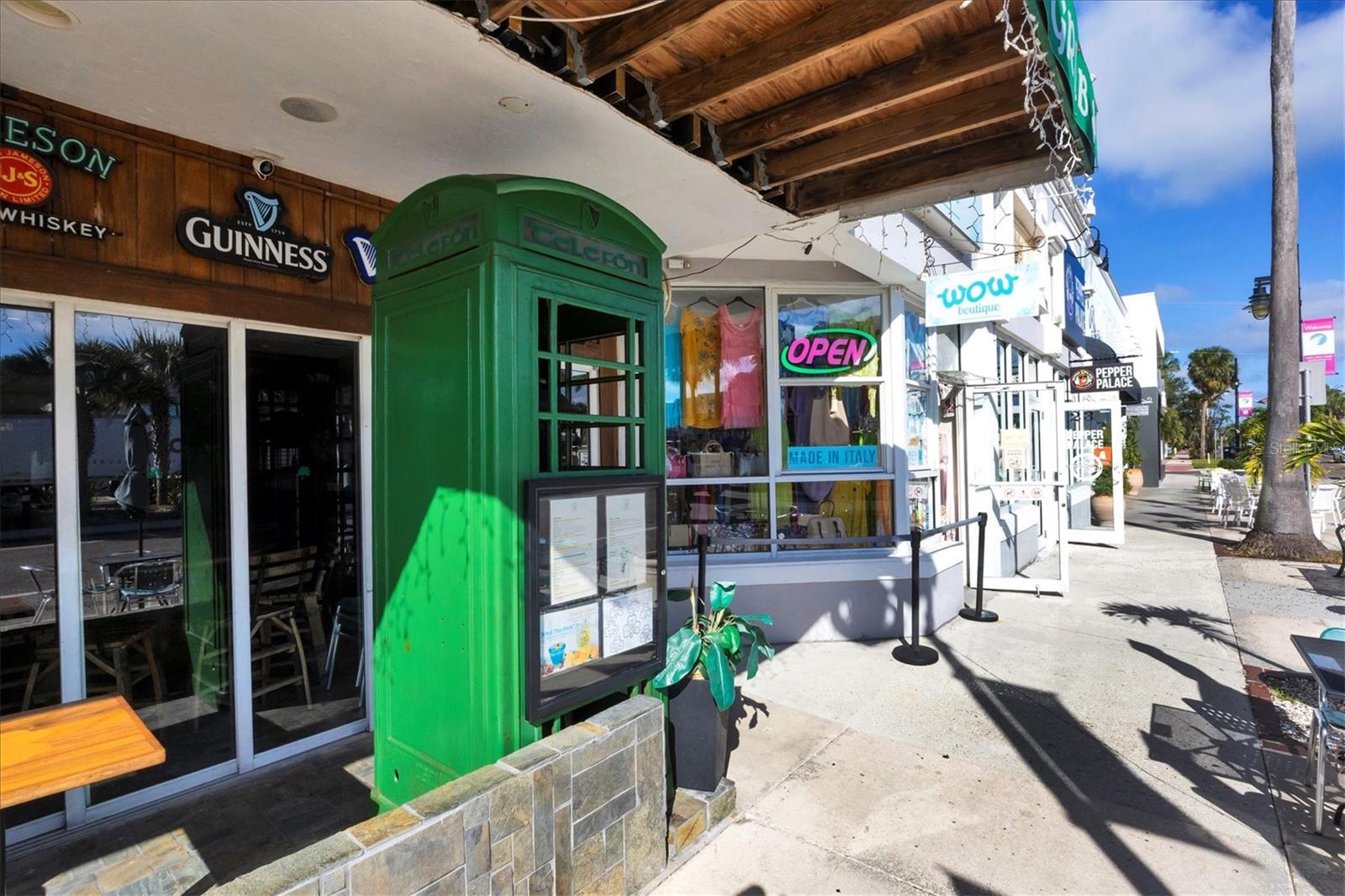 Image 55 of 69 For 1001 Benjamin Franklin Drive 403