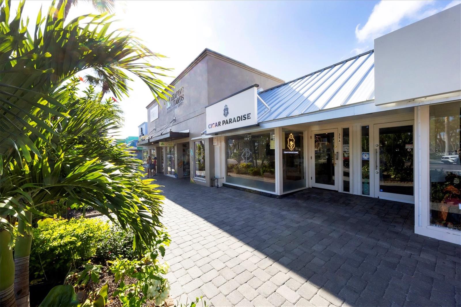 Image 59 of 69 For 1001 Benjamin Franklin Drive 403