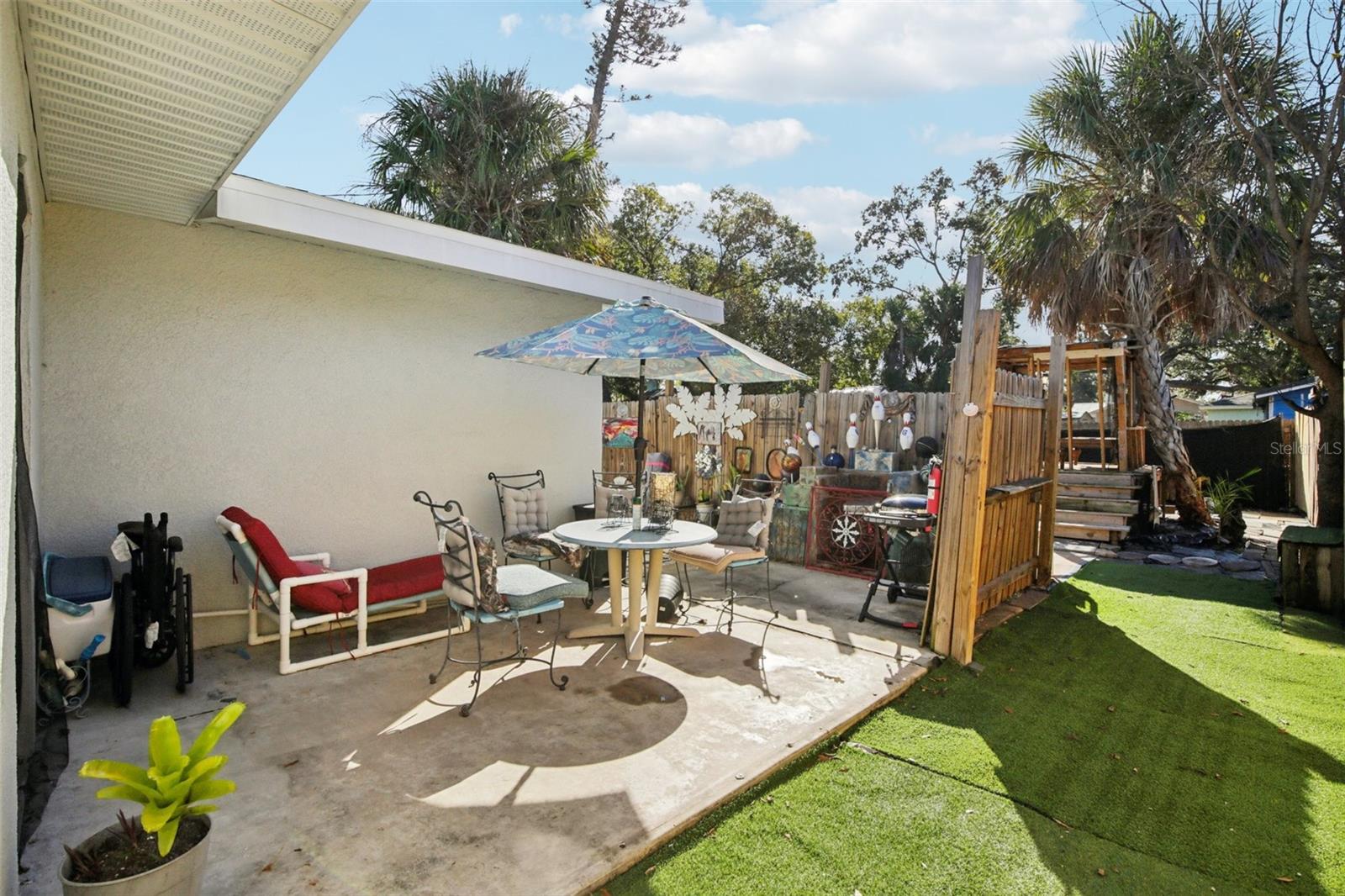 Image 20 of 28 For 1217 11th Avenue W