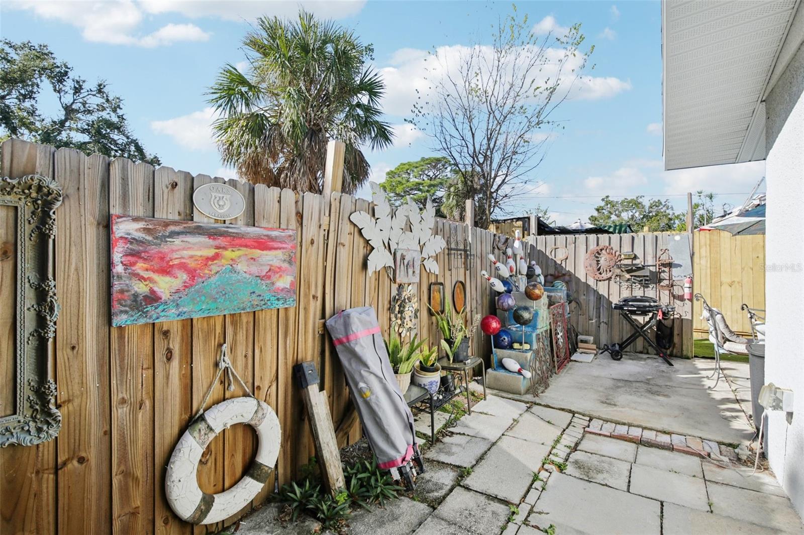 Image 24 of 28 For 1217 11th Avenue W