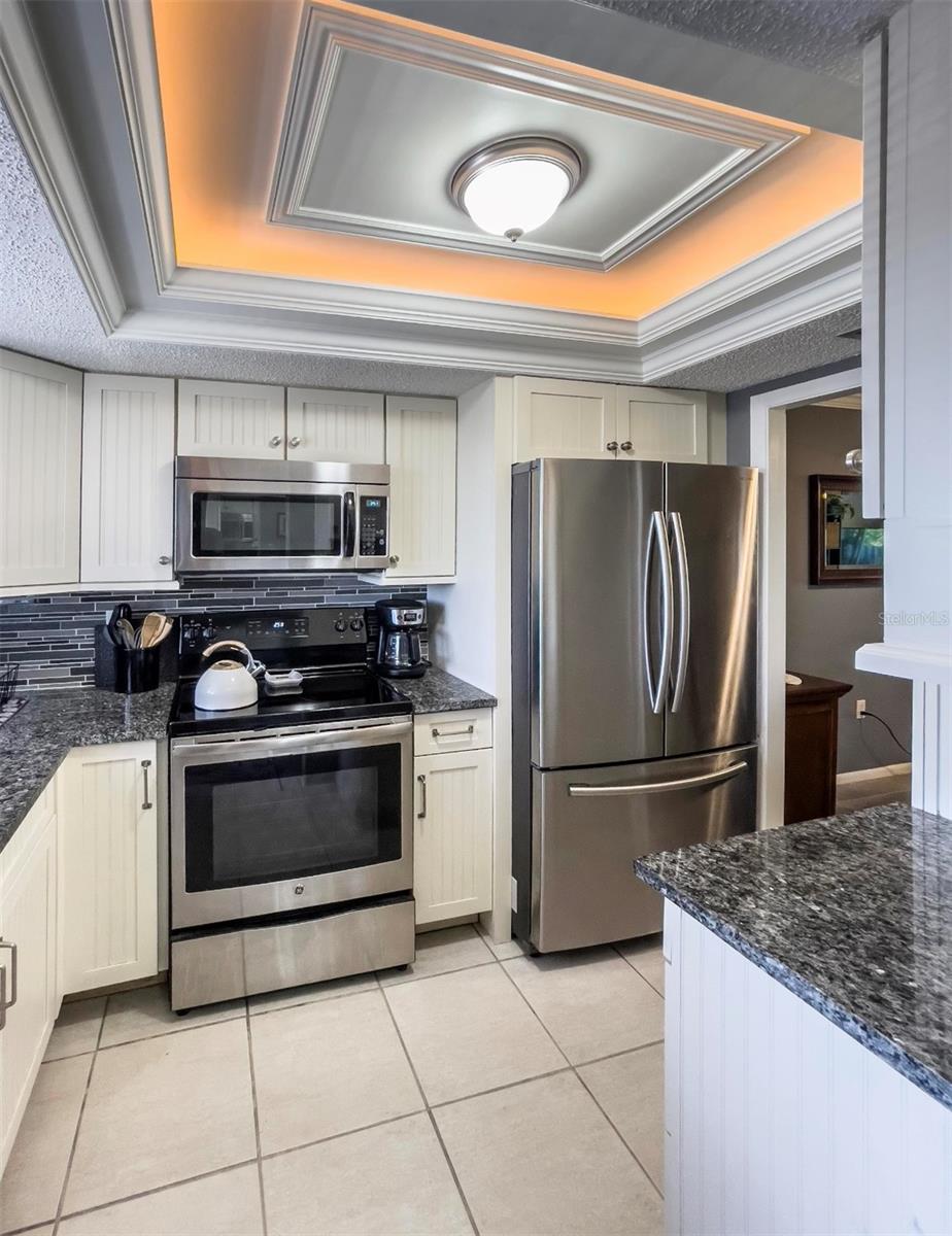 Image 3 of 28 For 3766 Lake Bayshore Drive 514-k