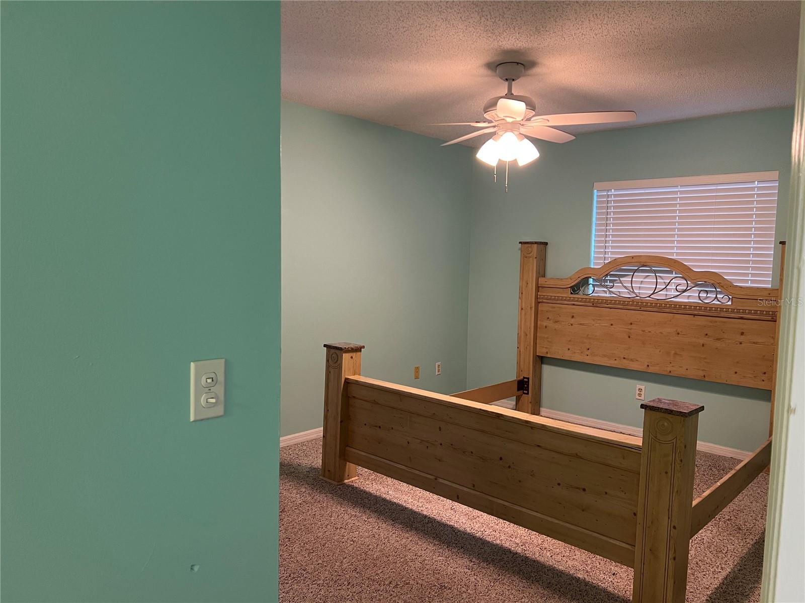 Image 10 of 16 For 402 Finchley Court B