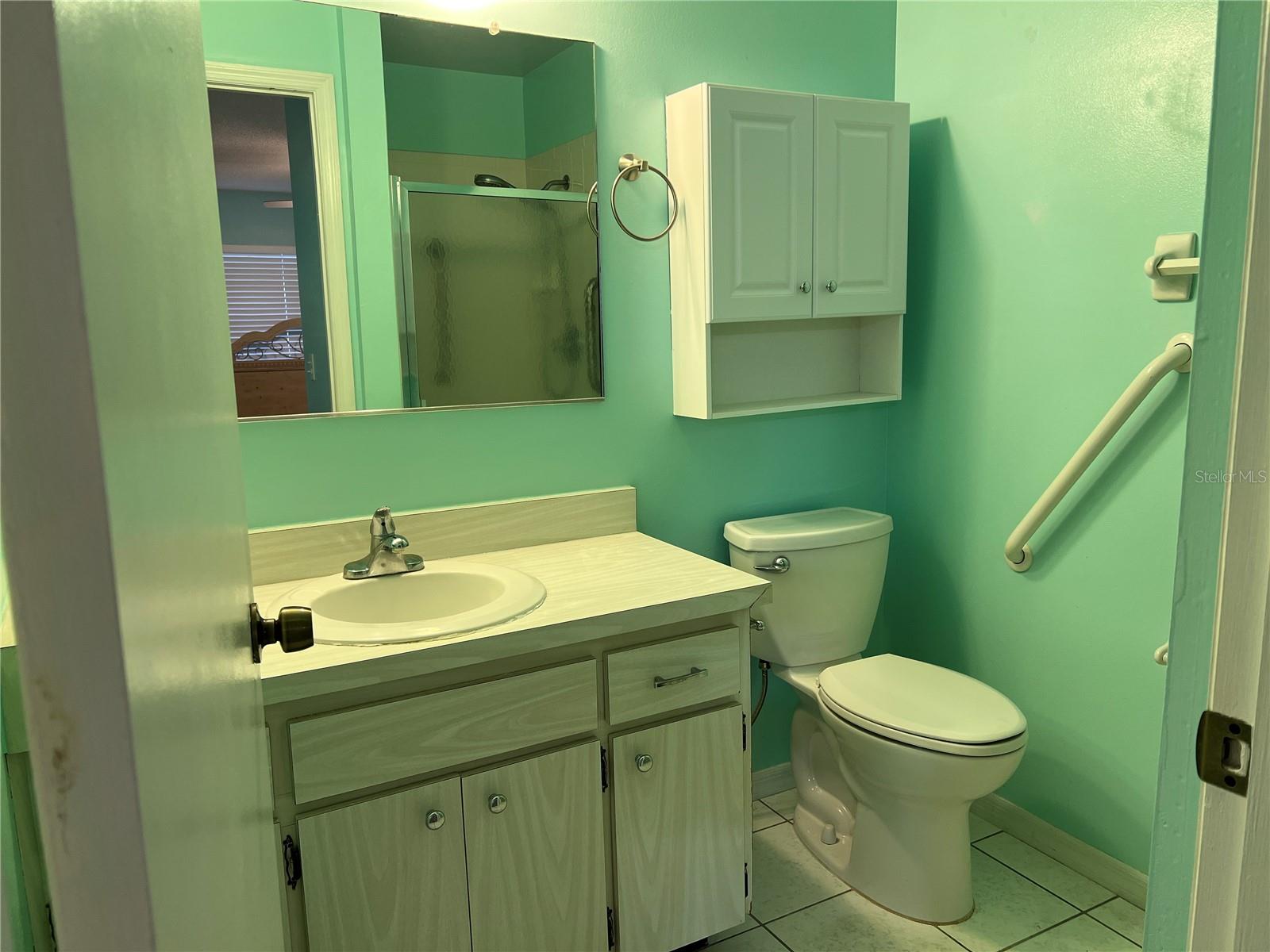 Image 11 of 16 For 402 Finchley Court B