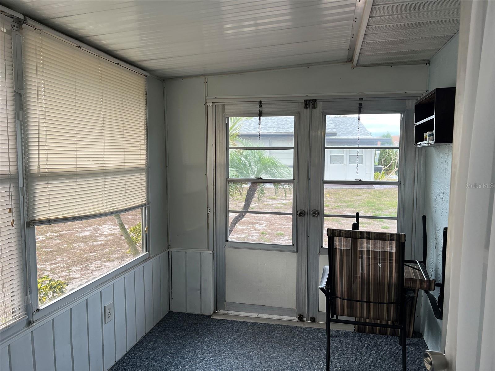 Image 15 of 16 For 402 Finchley Court B