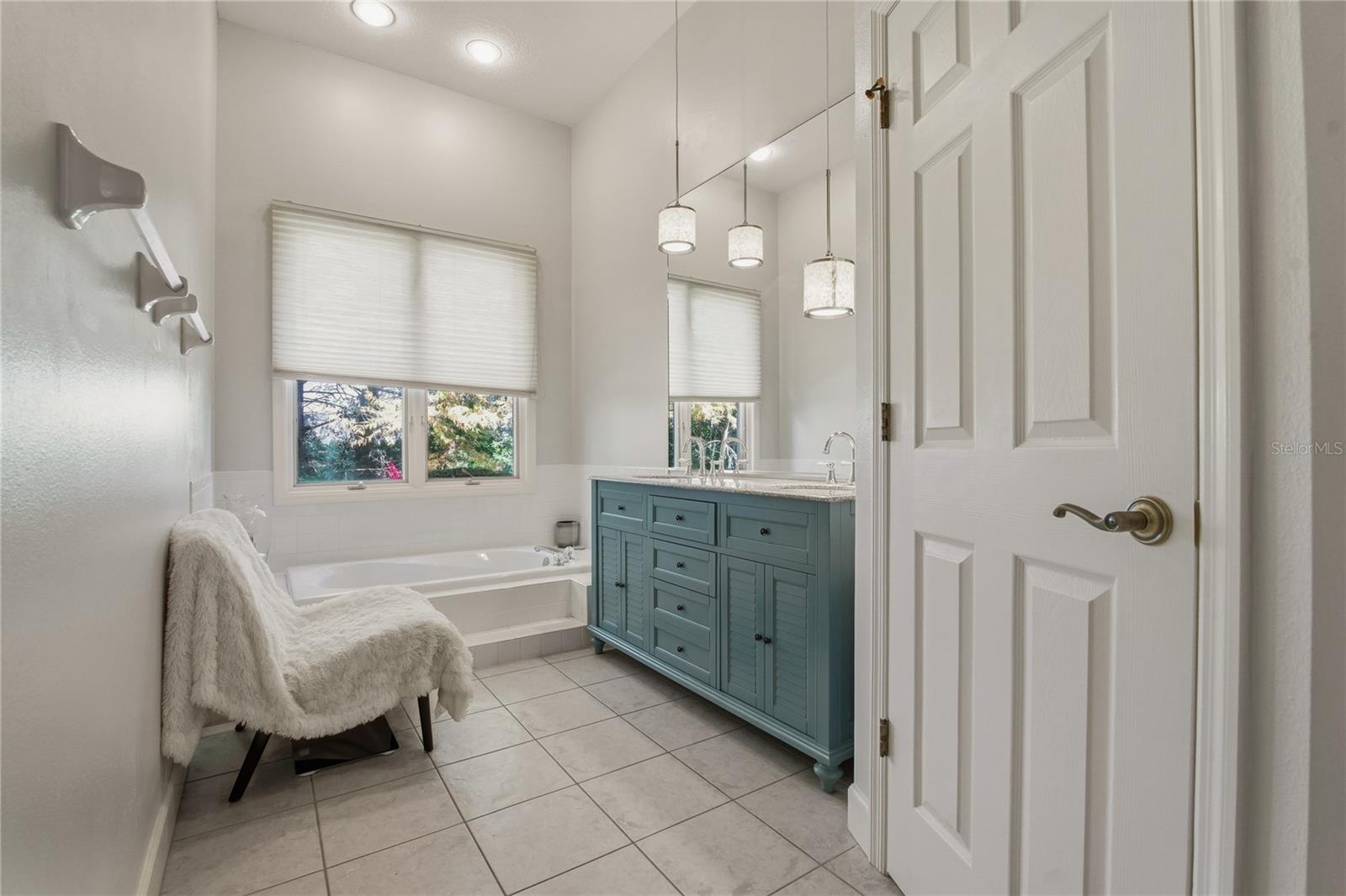 Image 11 of 94 For 8717 54th Avenue E Na