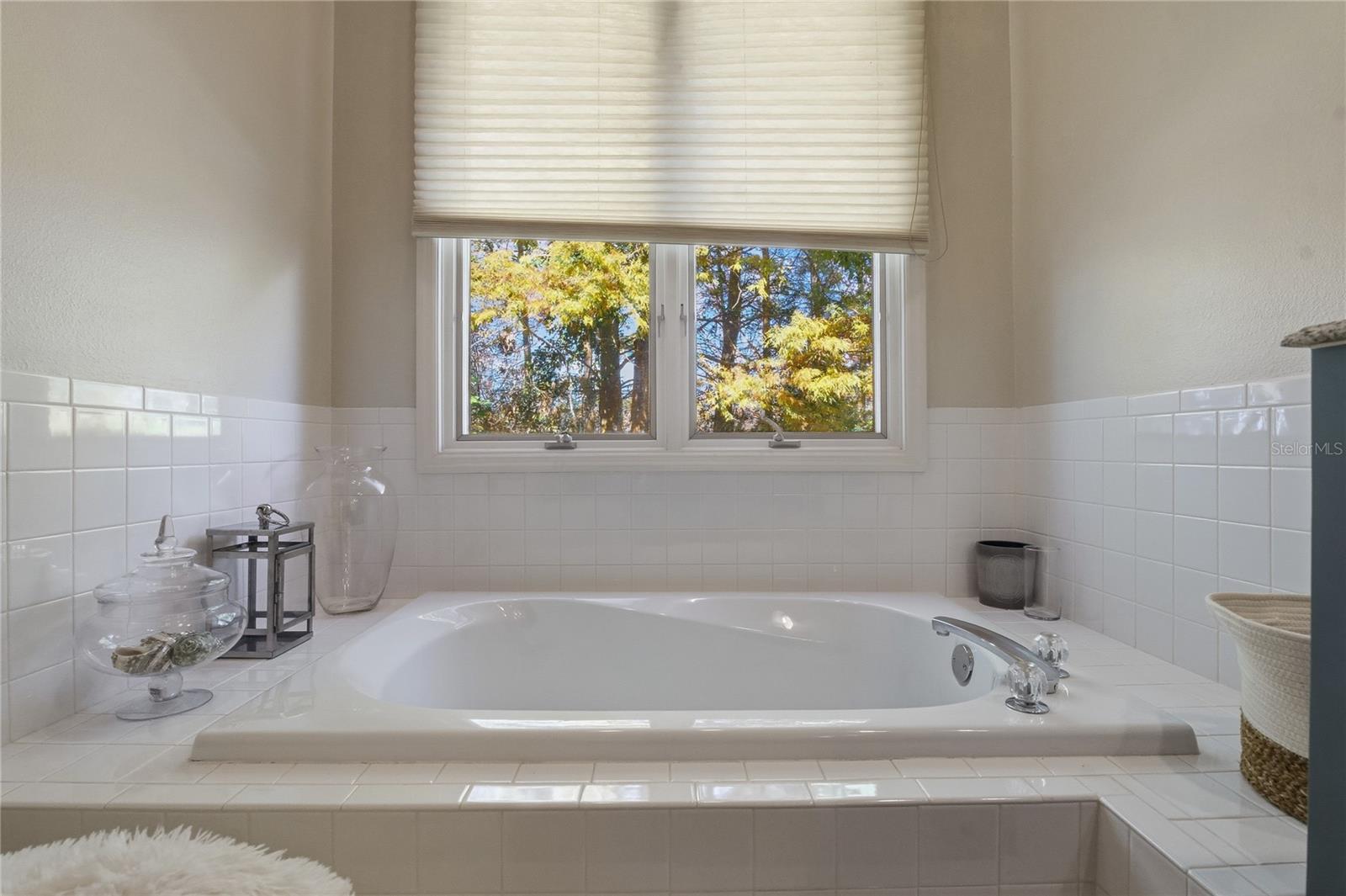 Image 18 of 94 For 8717 54th Avenue E Na