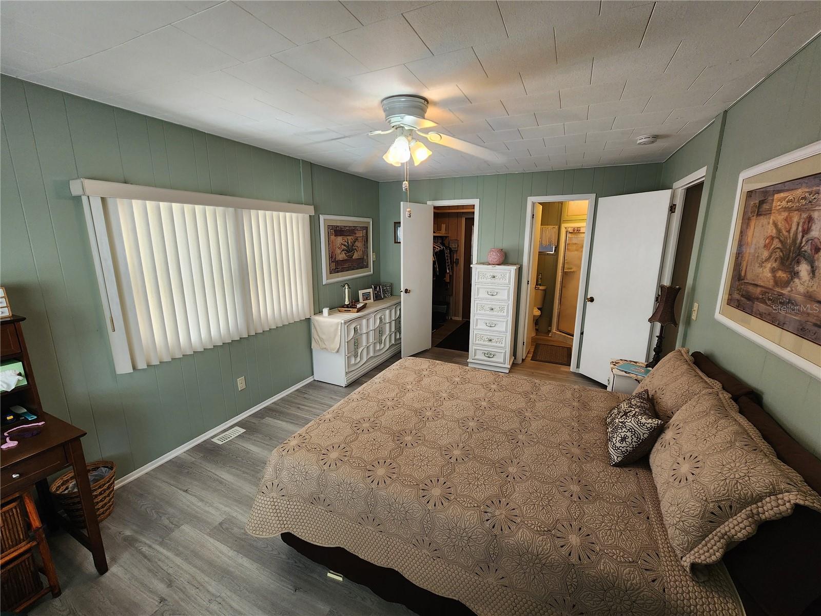 Image 17 of 26 For 5003 4th Street W