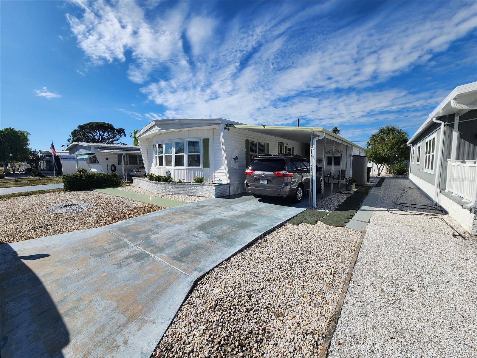 Image 3 of 26 For 5003 4th Street W