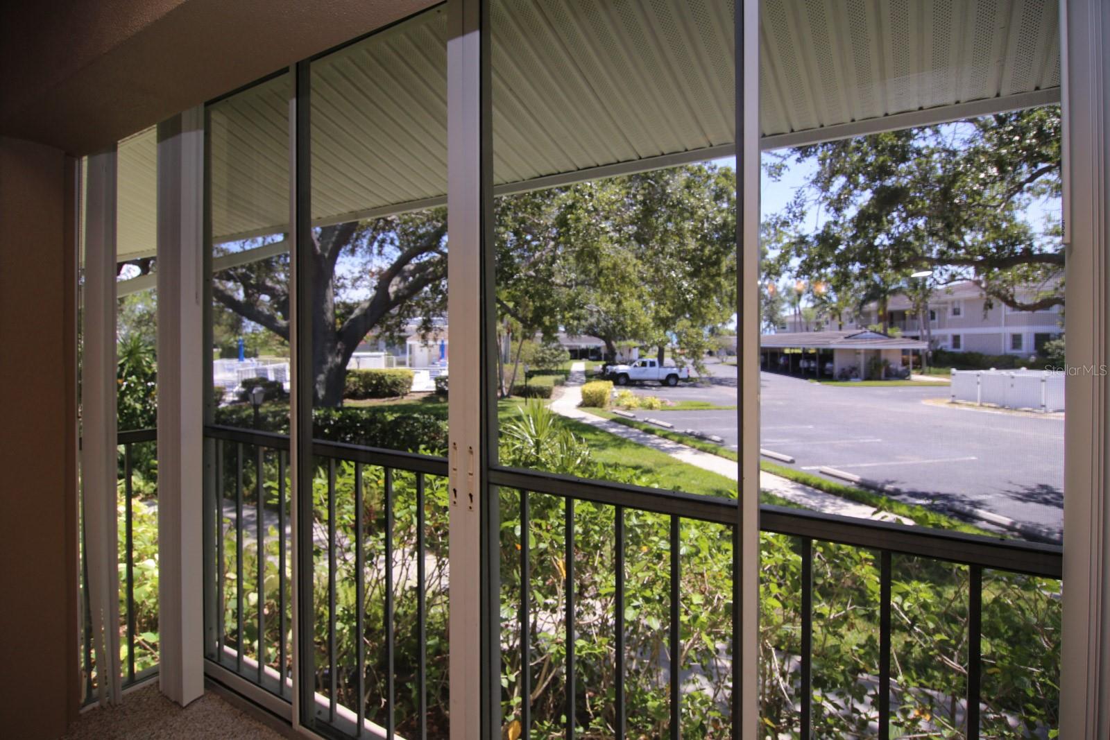 Image 13 of 30 For 633 Estuary Drive