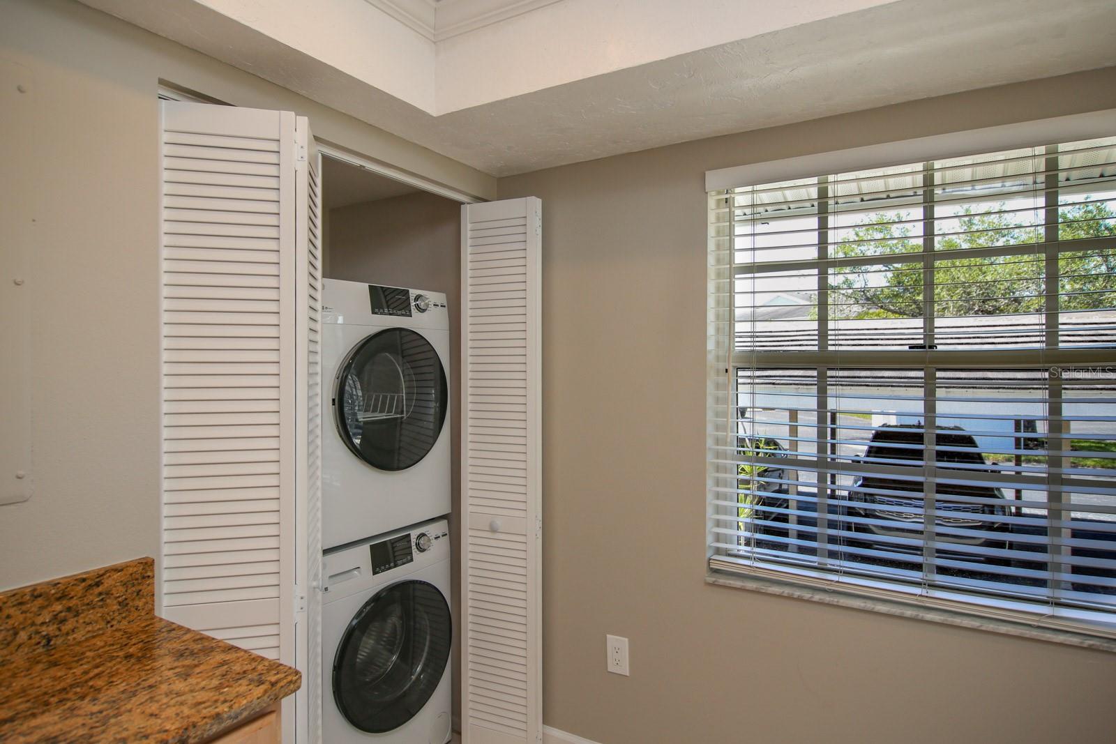 Image 14 of 30 For 633 Estuary Drive