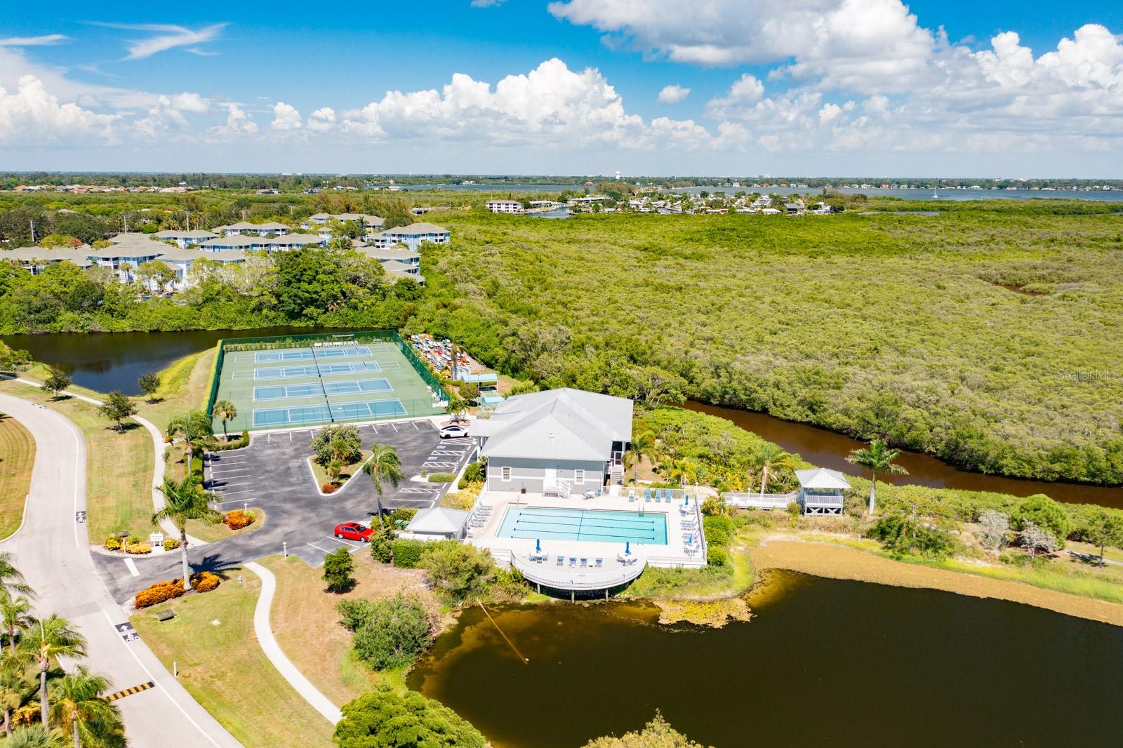 Image 22 of 30 For 633 Estuary Drive