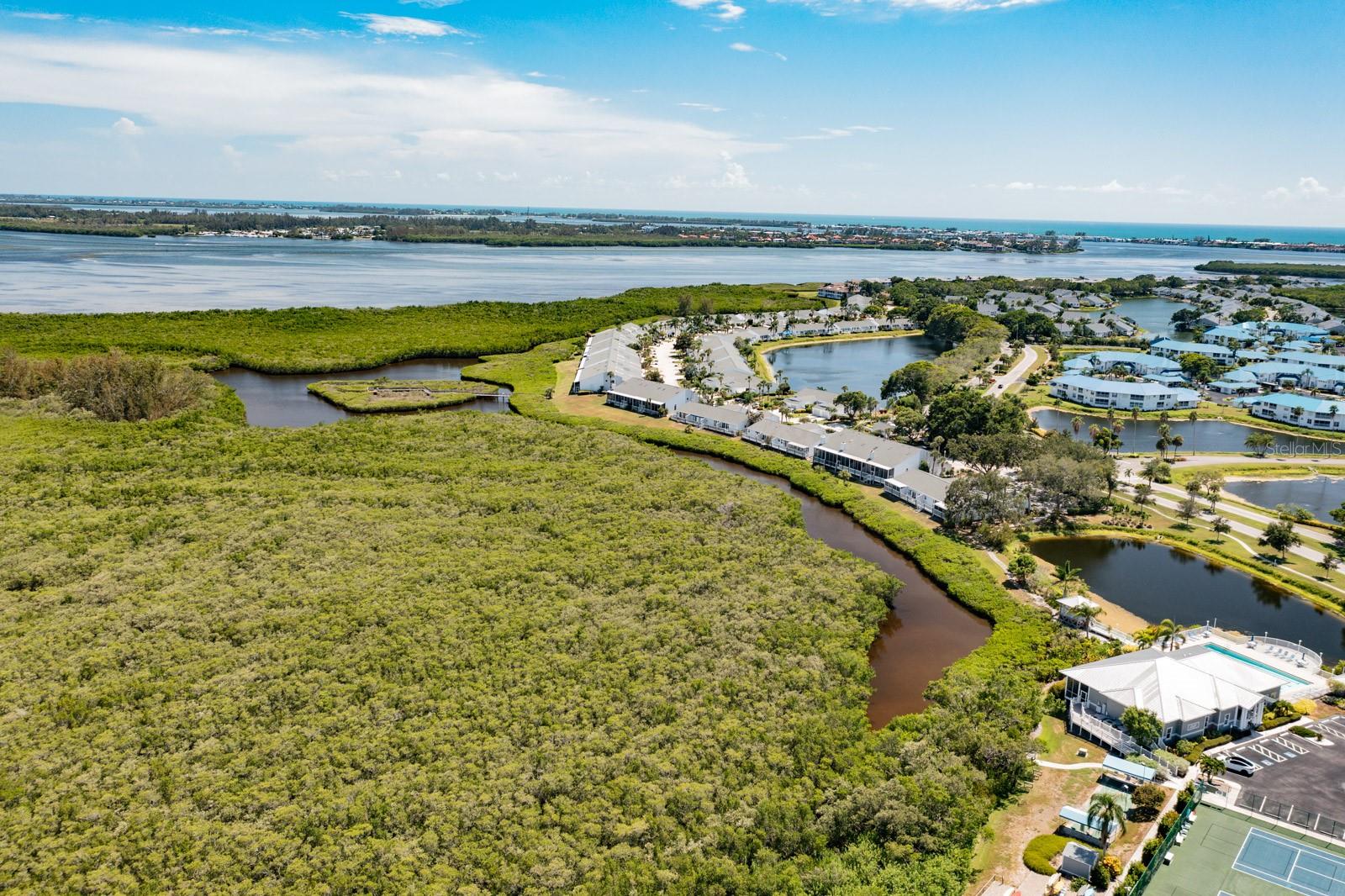 Image 23 of 30 For 633 Estuary Drive