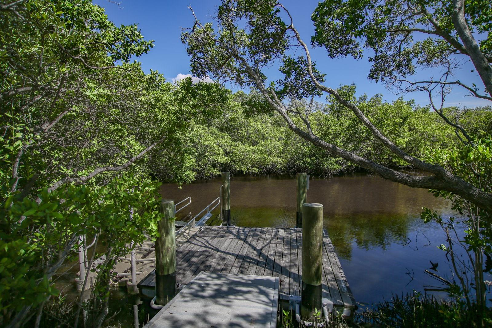 Image 27 of 30 For 633 Estuary Drive