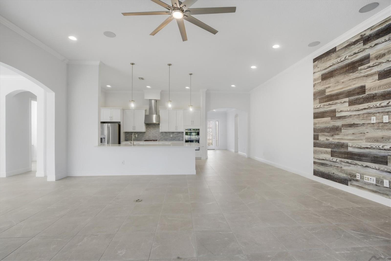 Image 14 of 50 For 3712 Creekside Park Drive