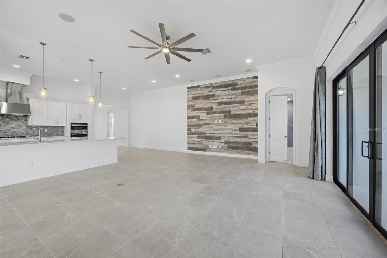 Image 15 of 50 For 3712 Creekside Park Drive