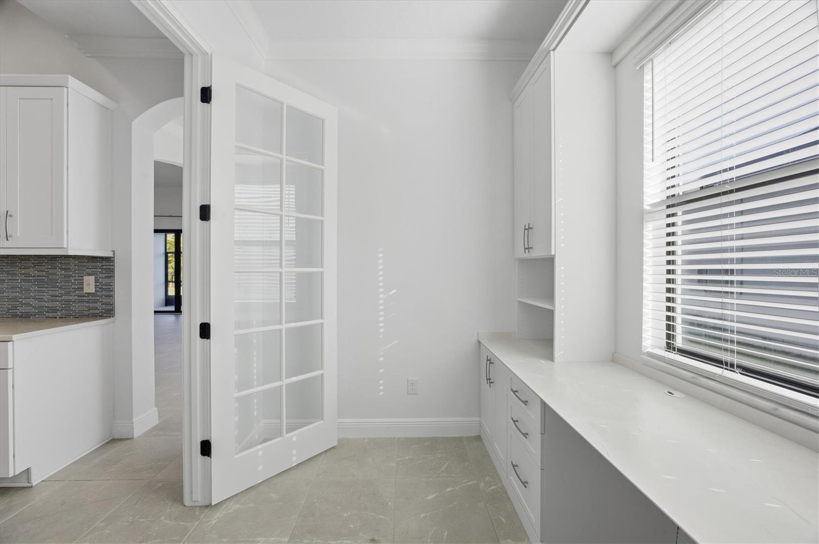 Image 9 of 50 For 3712 Creekside Park Drive