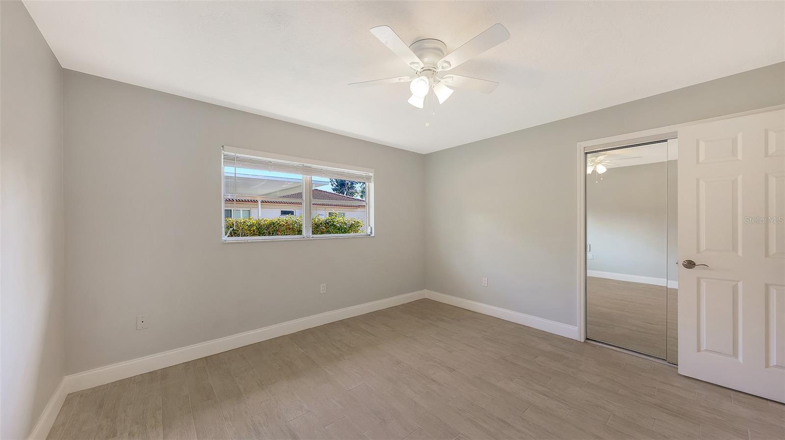 Image 14 of 27 For 157 Vista Hermosa Circle