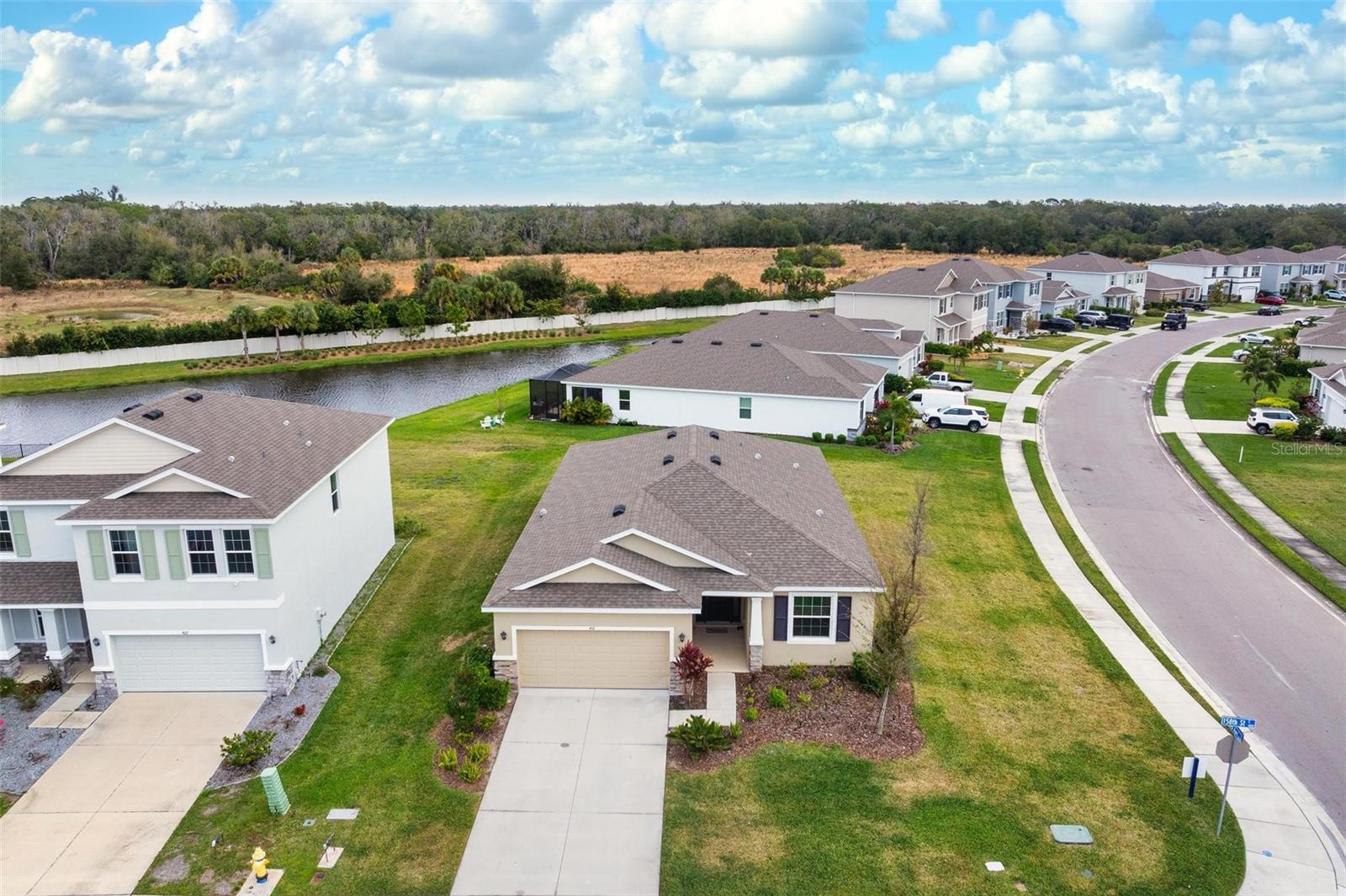 Image 31 of 40 For 431 158th Street E