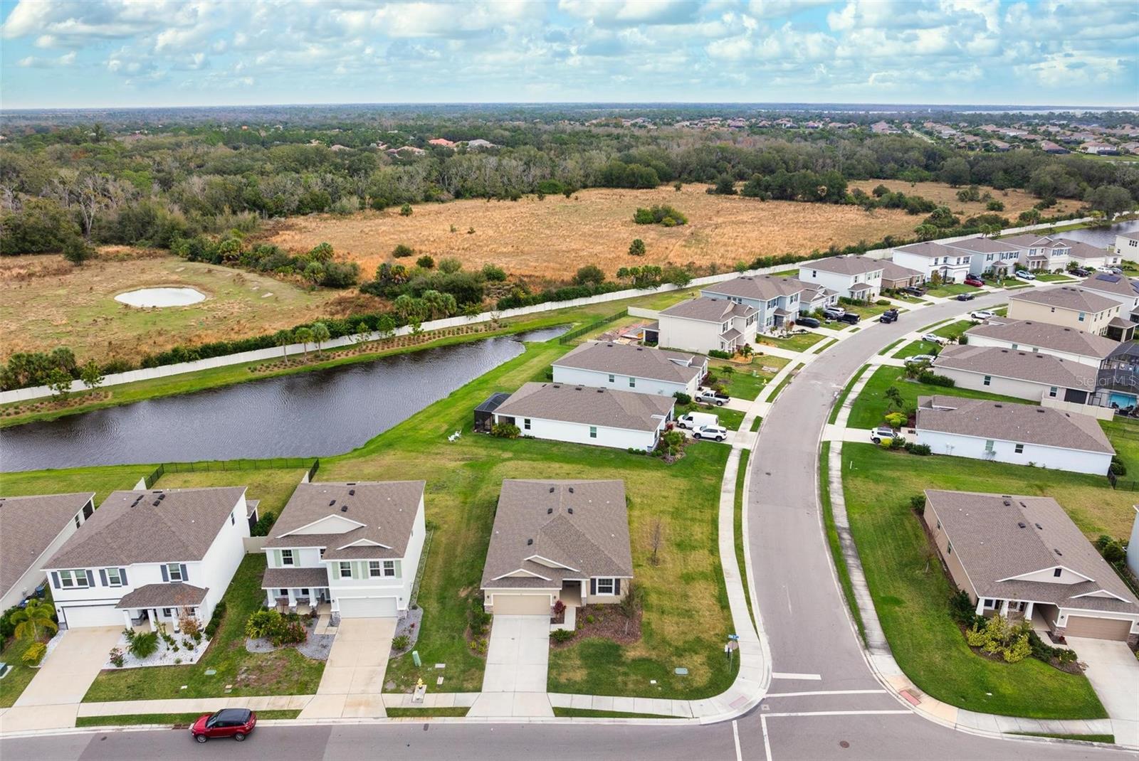 Image 32 of 40 For 431 158th Street E