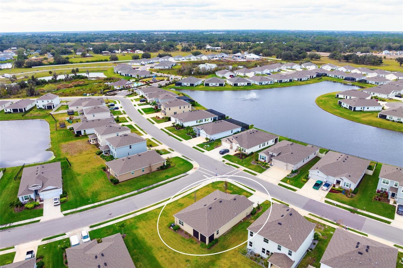 Image 36 of 40 For 431 158th Street E