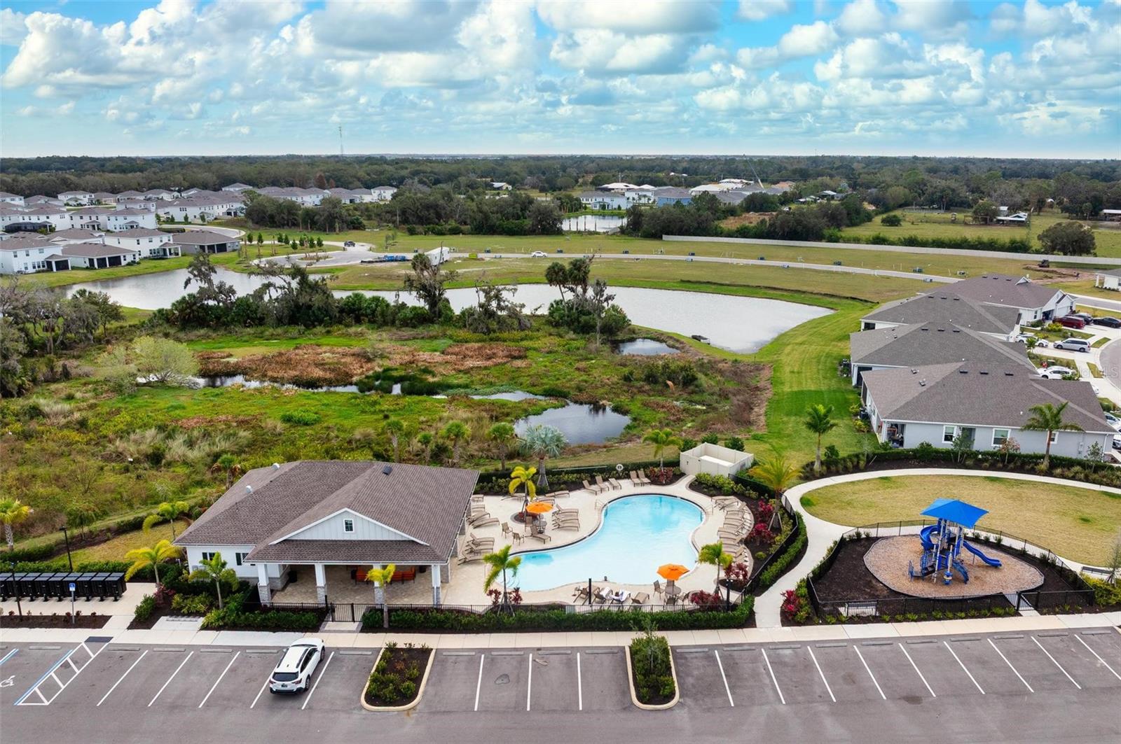 Image 38 of 40 For 431 158th Street E