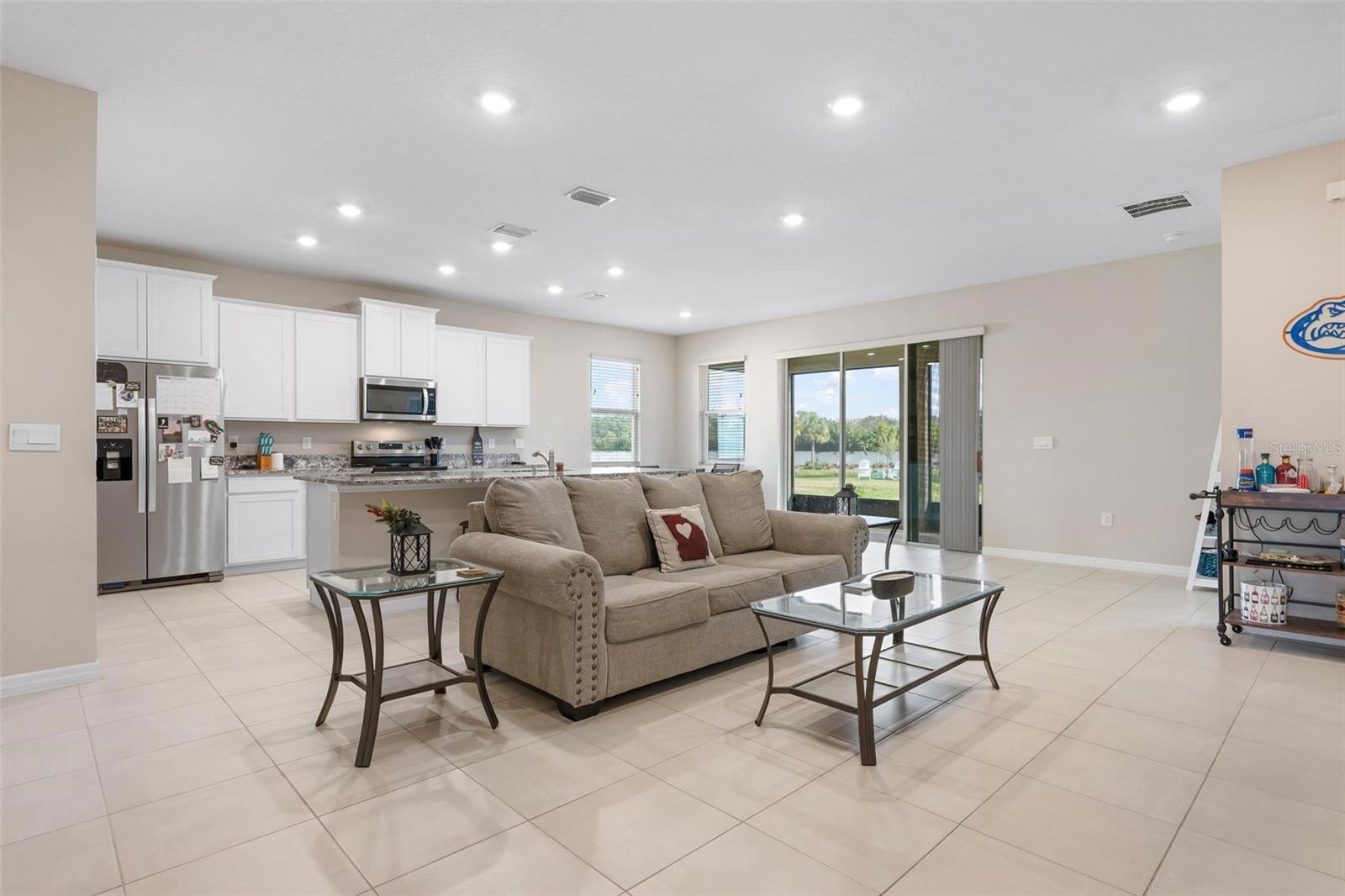 Image 5 of 40 For 431 158th Street E