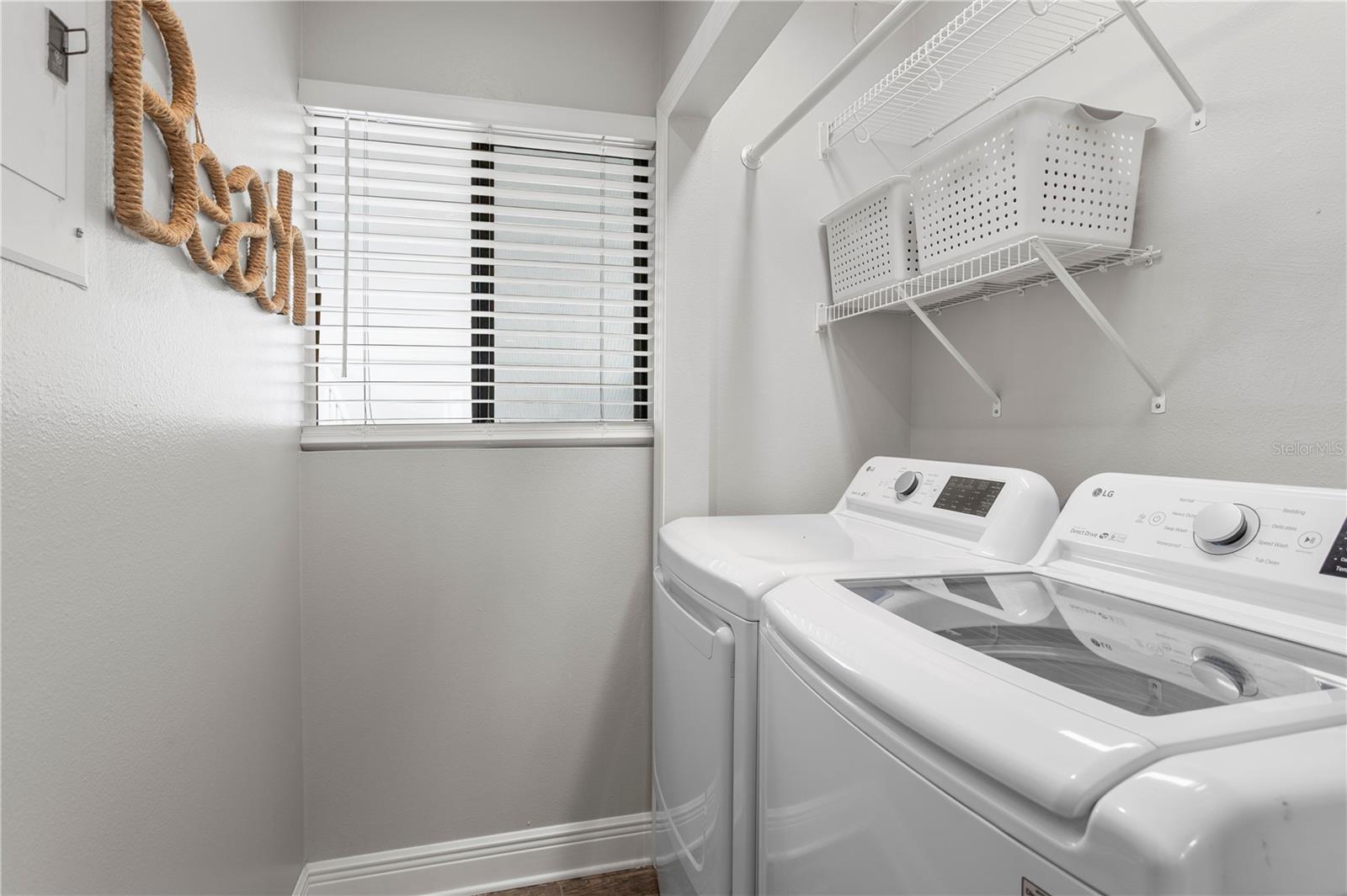 Image 12 of 52 For 817 Bahia Del Sol Drive 40