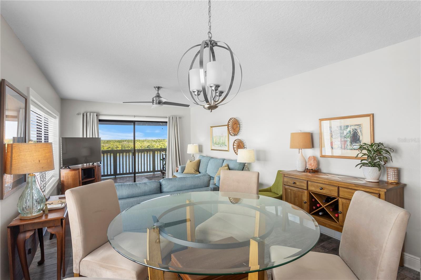 Image 14 of 52 For 817 Bahia Del Sol Drive 40