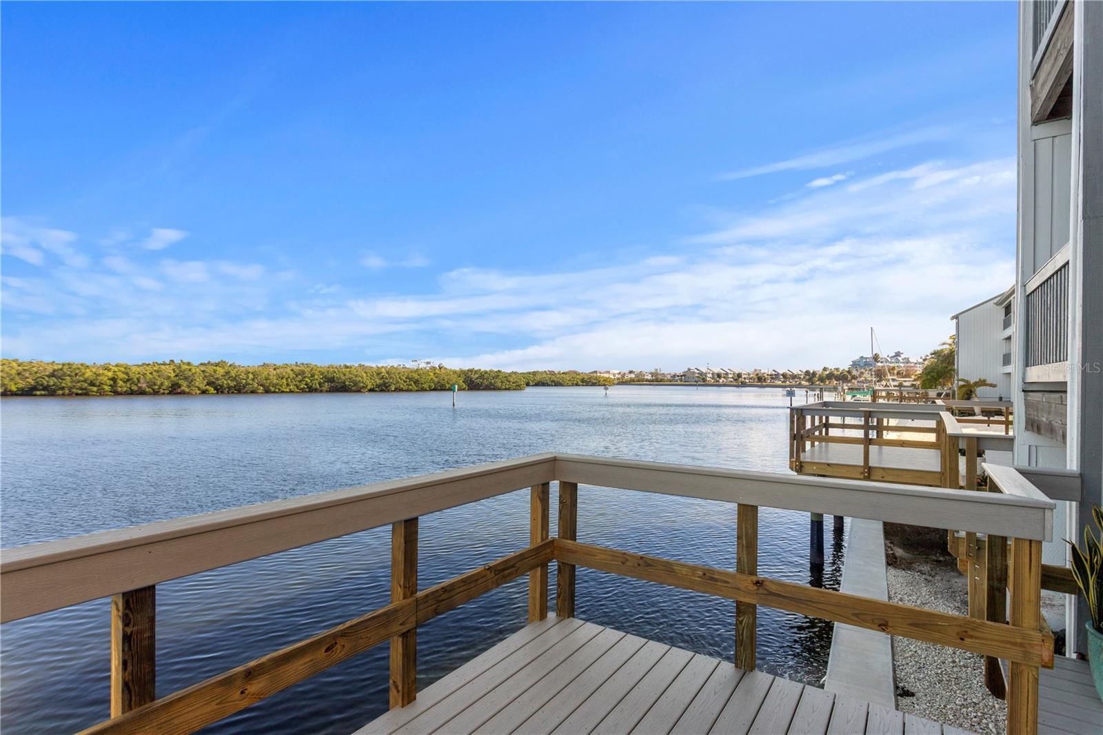 Image 39 of 52 For 817 Bahia Del Sol Drive 40