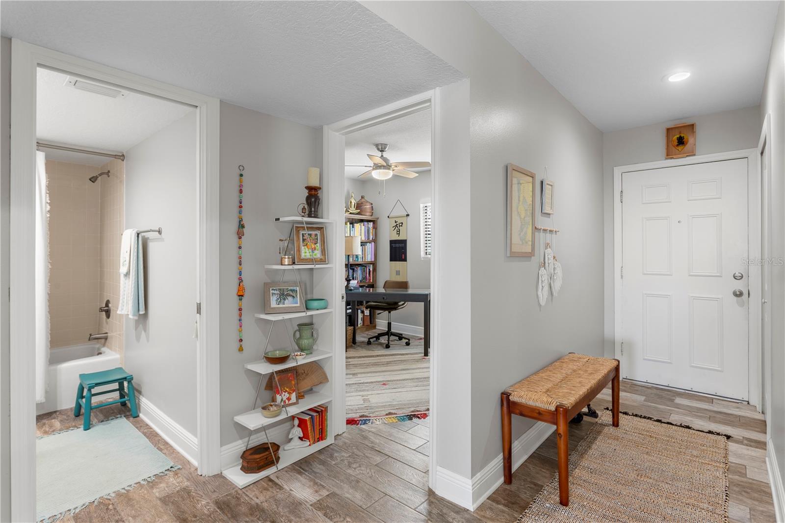 Image 6 of 52 For 817 Bahia Del Sol Drive 40