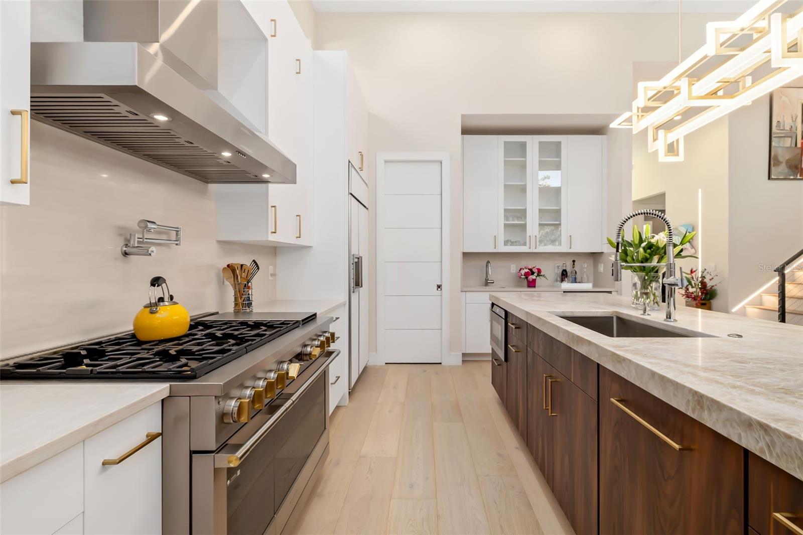 Image 13 of 84 For 1879 Hibiscus Street