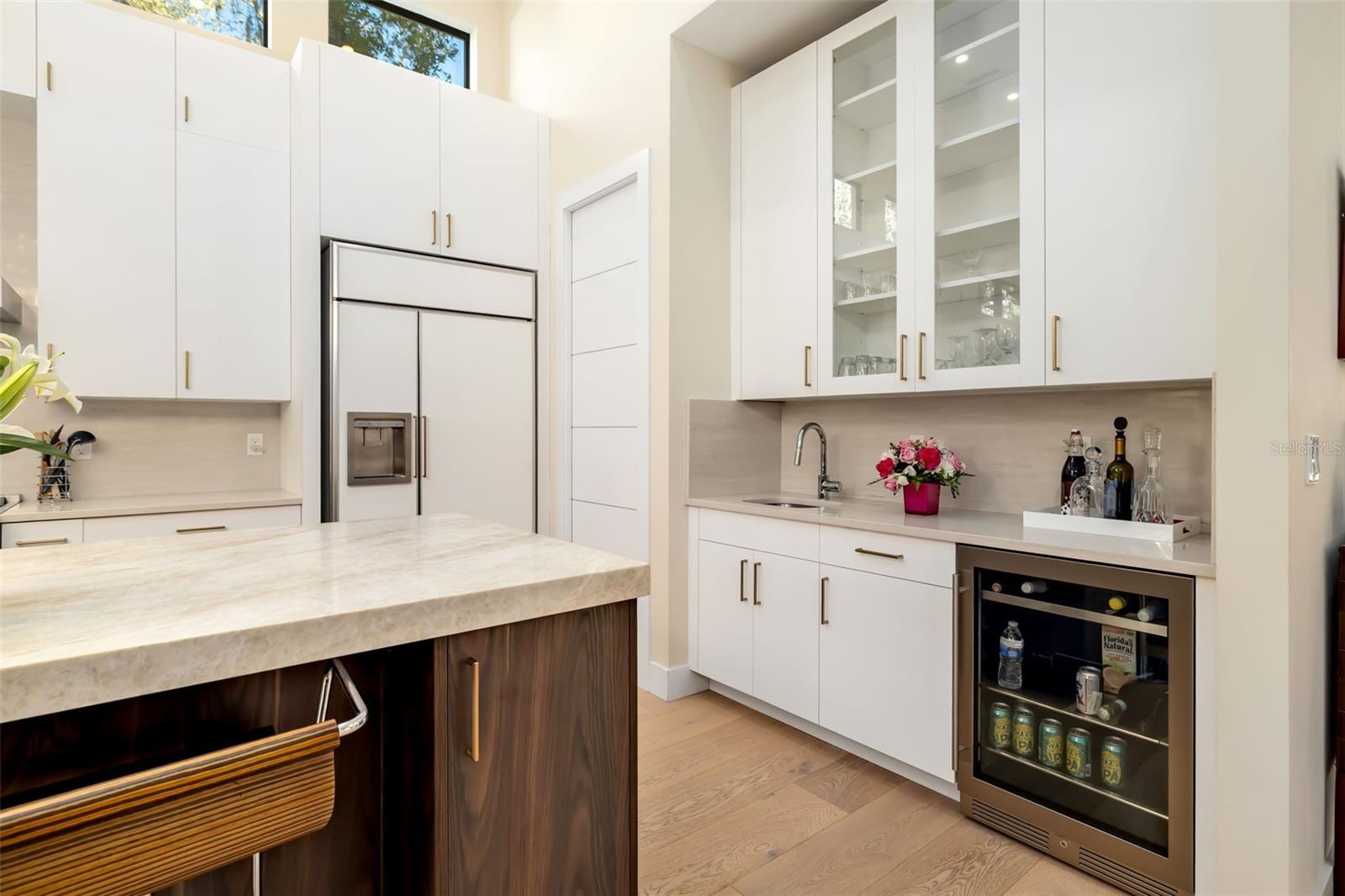 Image 16 of 84 For 1879 Hibiscus Street