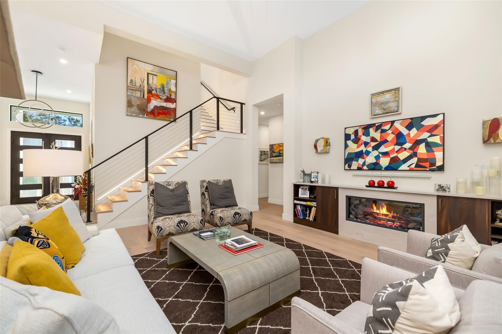 Image 21 of 84 For 1879 Hibiscus Street