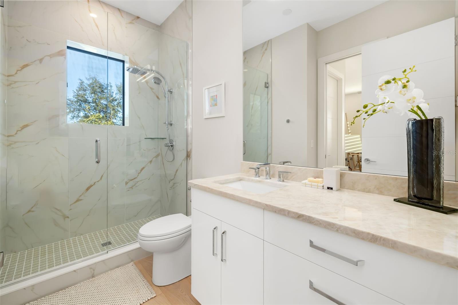 Image 53 of 84 For 1879 Hibiscus Street