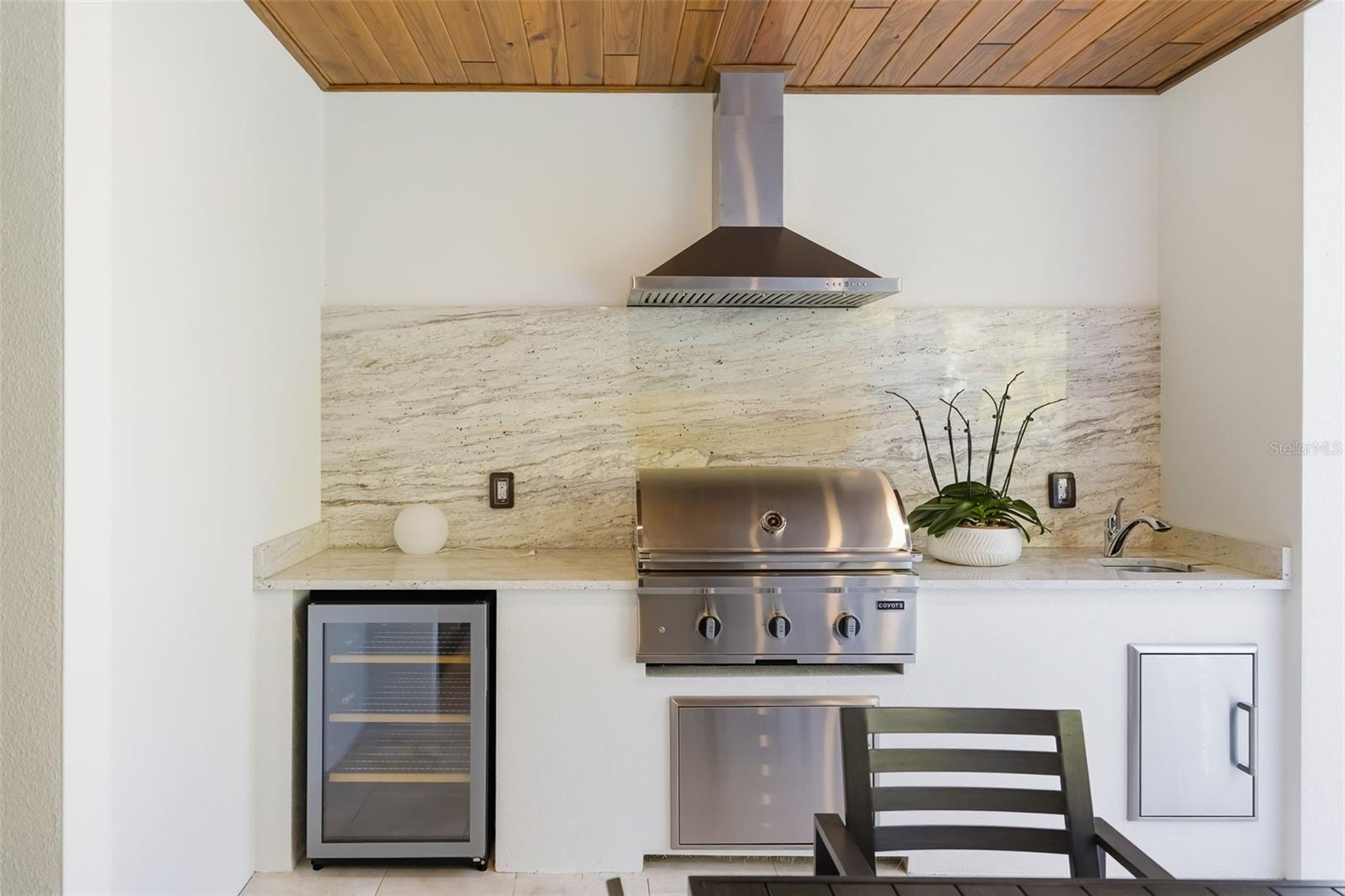 Image 63 of 84 For 1879 Hibiscus Street