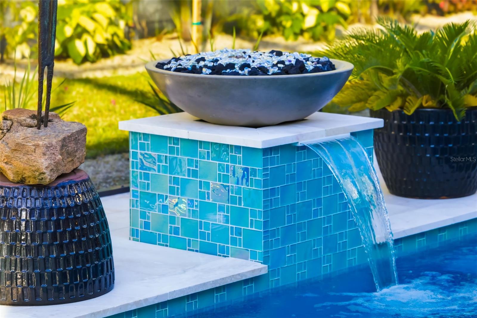 Image 70 of 84 For 1879 Hibiscus Street