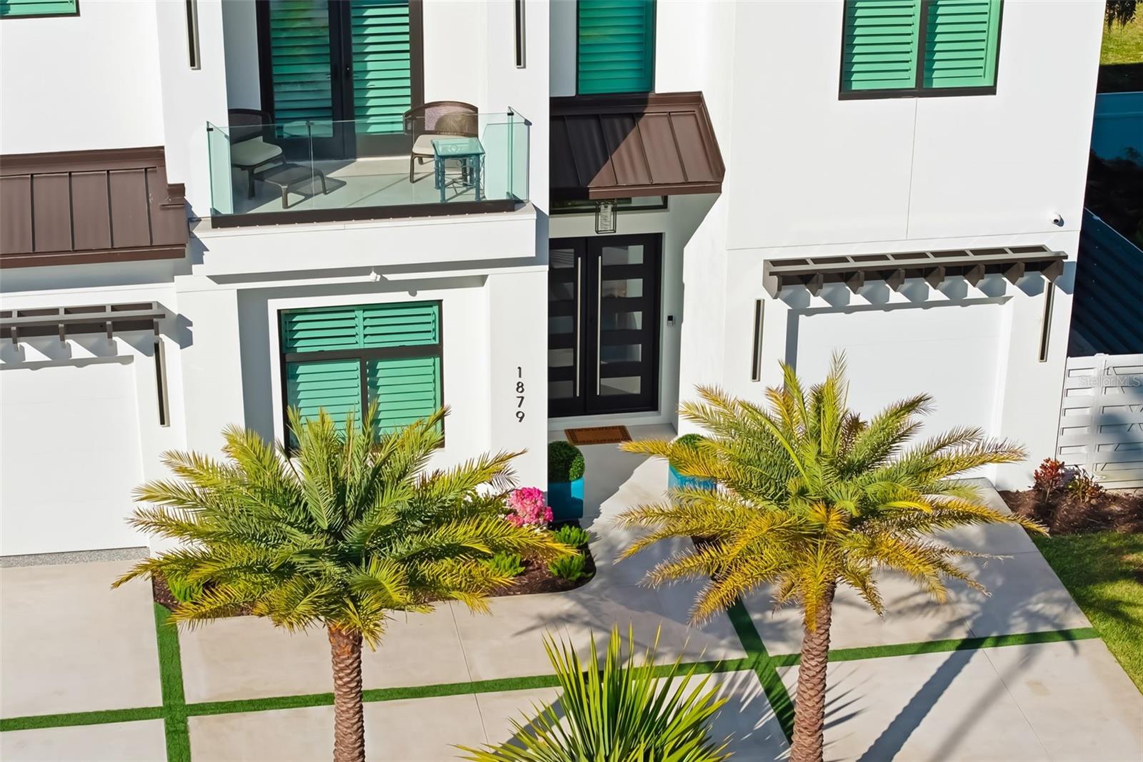 Image 75 of 84 For 1879 Hibiscus Street