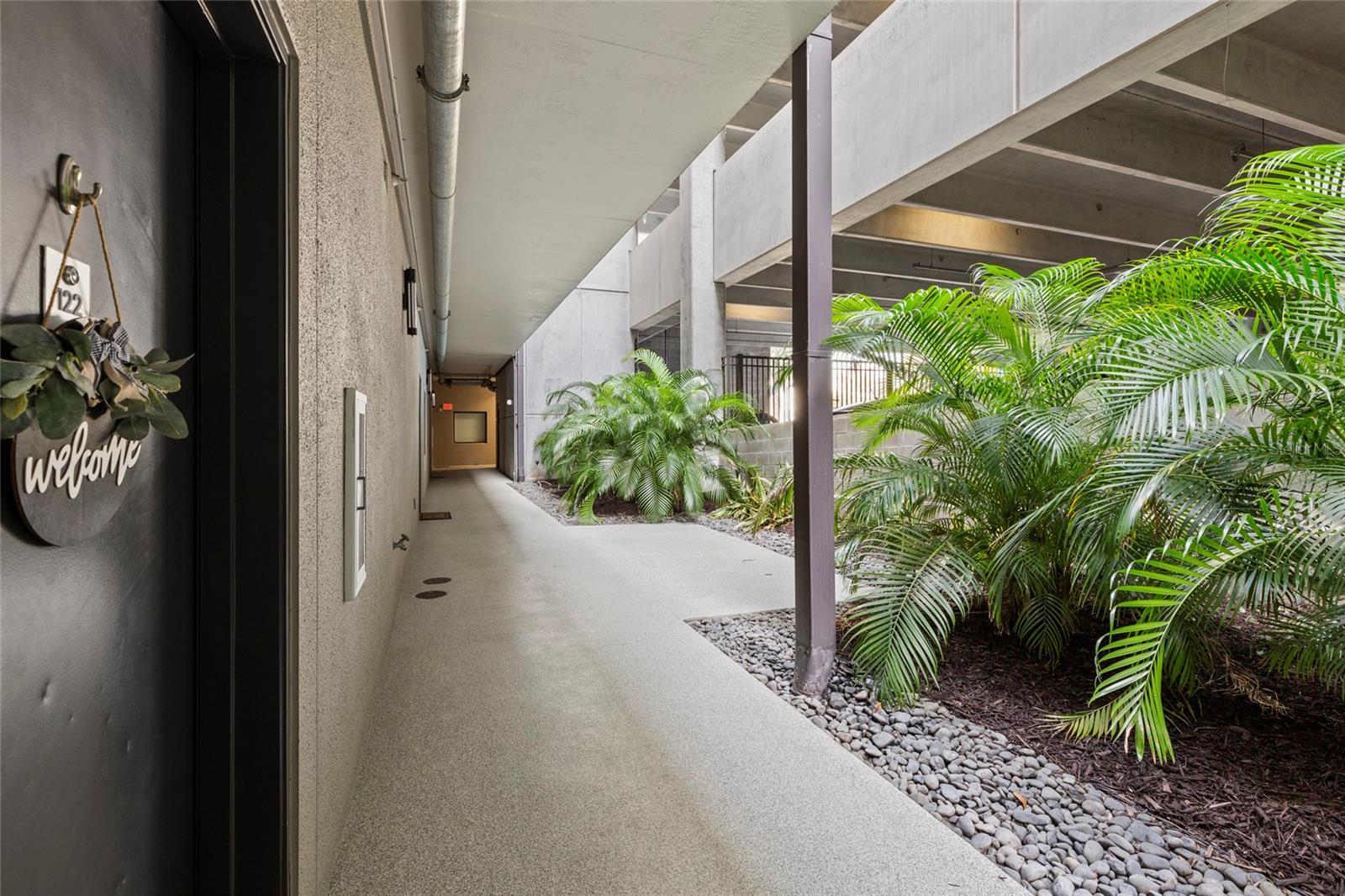 Image 20 of 27 For 1010 Central Avenue 122