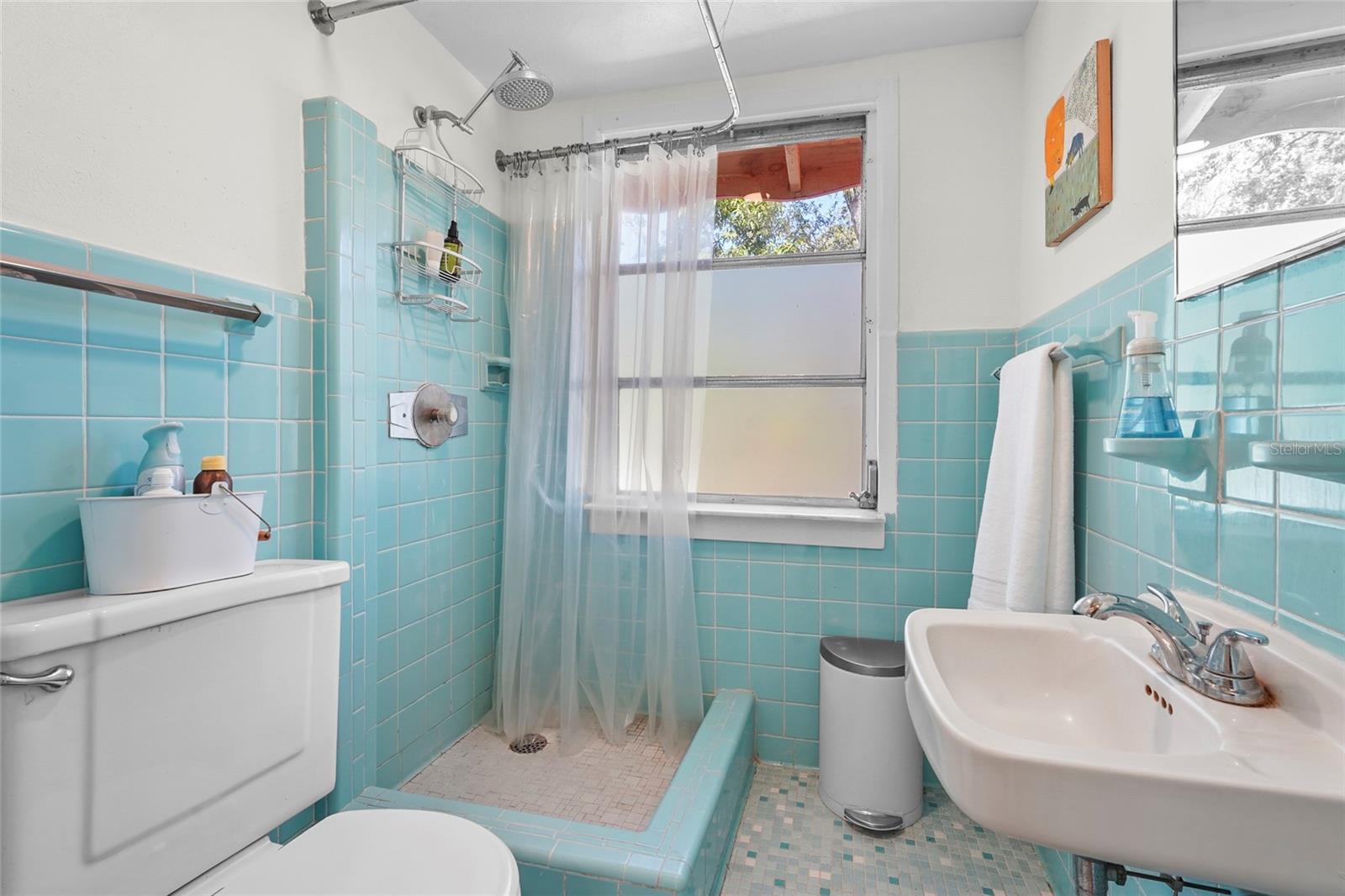 Image 11 of 54 For 1333 Myrtle Street