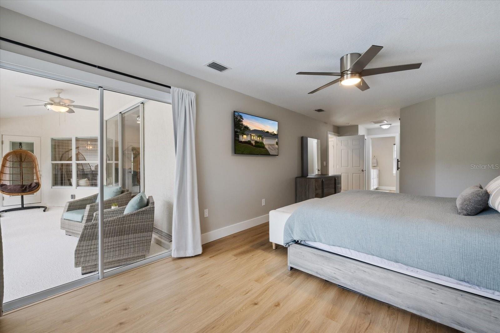 Image 19 of 72 For 4162 Parry Drive