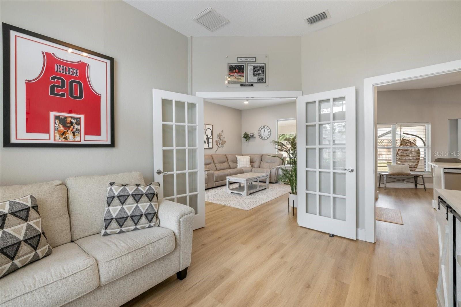 Image 29 of 72 For 4162 Parry Drive