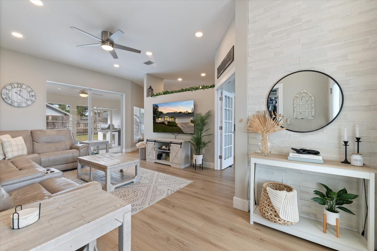 Image 8 of 72 For 4162 Parry Drive