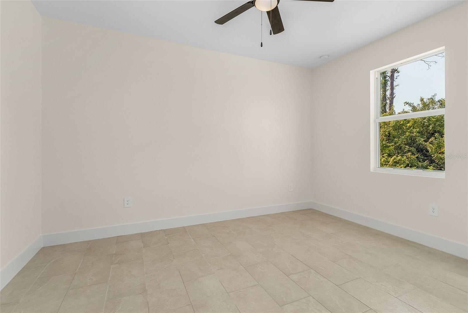 Image 13 of 22 For 162 Apollo Drive