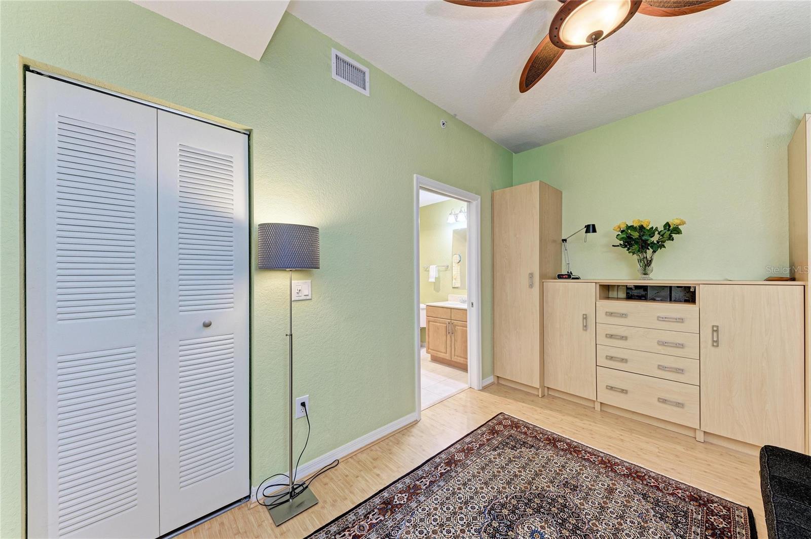 Image 19 of 46 For 1064 Tamiami Trail 1212