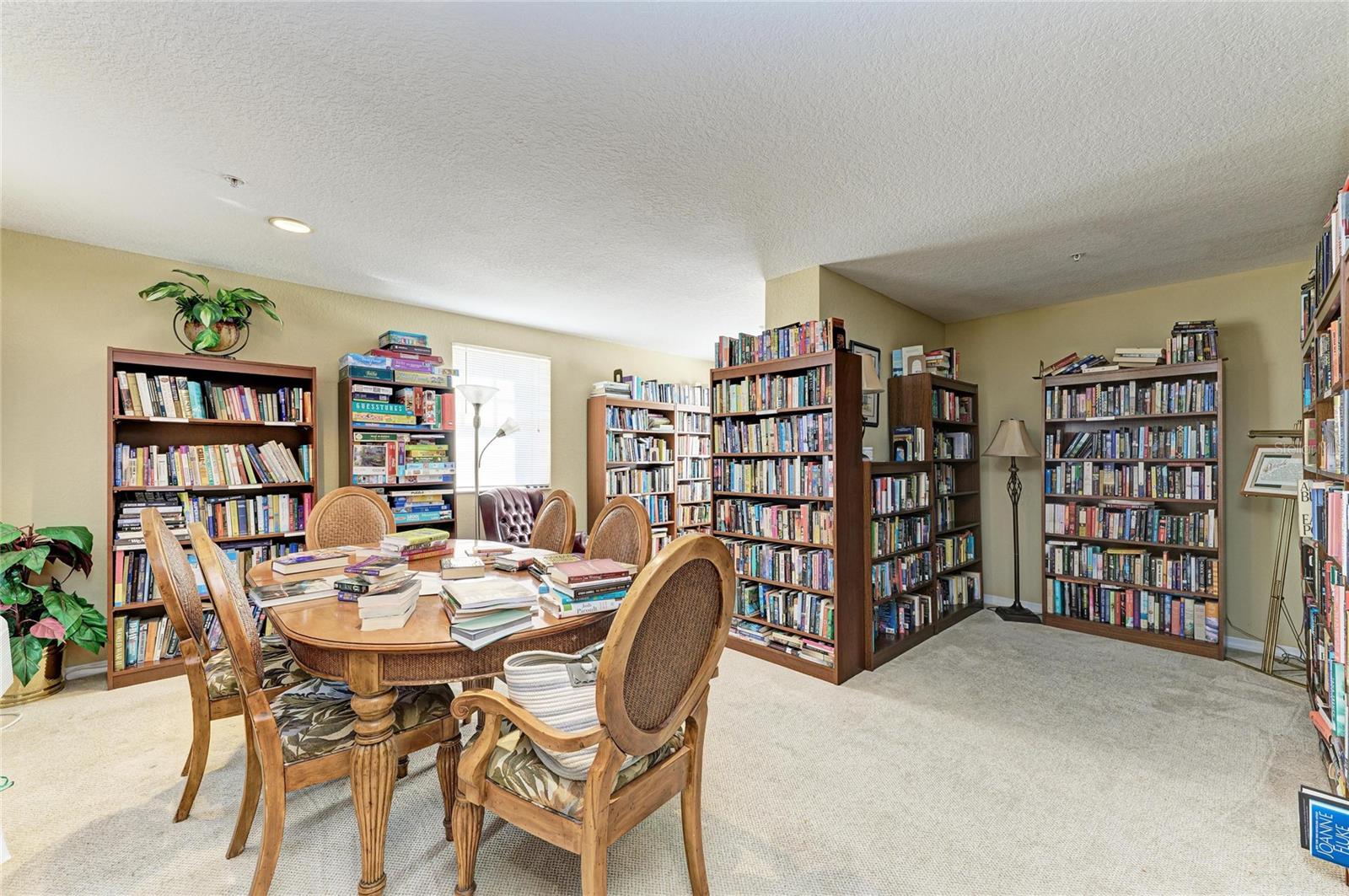 Image 32 of 46 For 1064 Tamiami Trail 1212