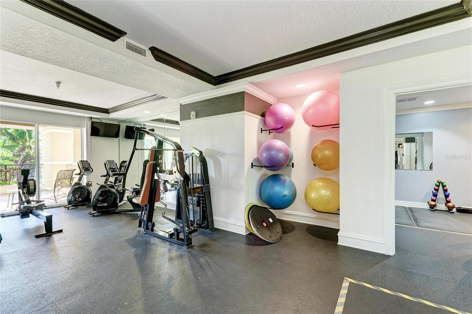 Image 33 of 46 For 1064 Tamiami Trail 1212