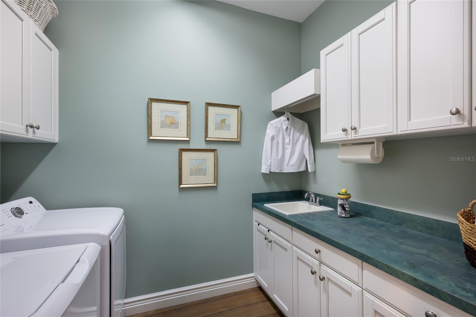 Image 35 of 57 For 7062 Vilamoura Place