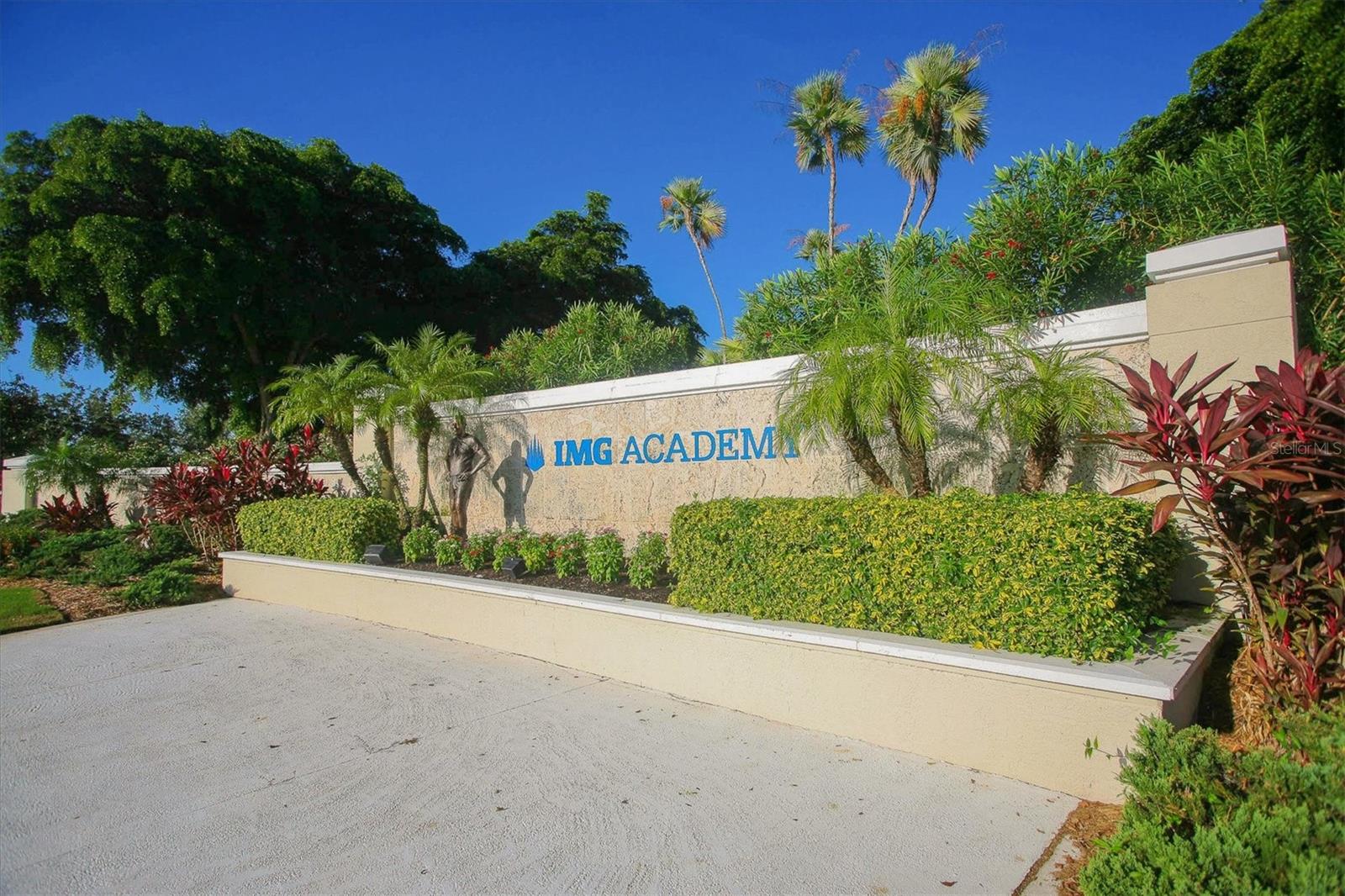 Image 35 of 65 For 3510 54th Drive W 202